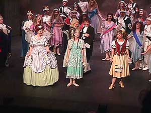 Picture of The cast and chorus